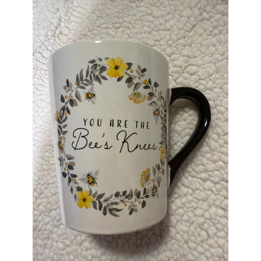You Are‎ The Bees Knees Ceramic Coffee Mug White Black Floral Wreath